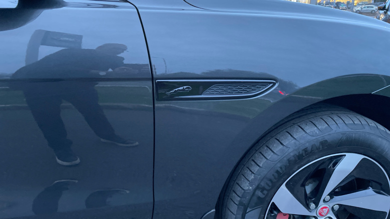 Jaguar F-Pace 2.0 P400e R-Dynamic SE 5dr Auto AWD Estate